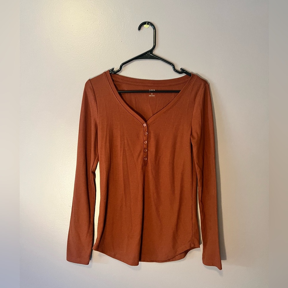 Burnt orange long sleeve